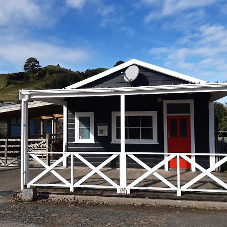 Whanga Butcher Shop Whangamomona Eksteriør billede
