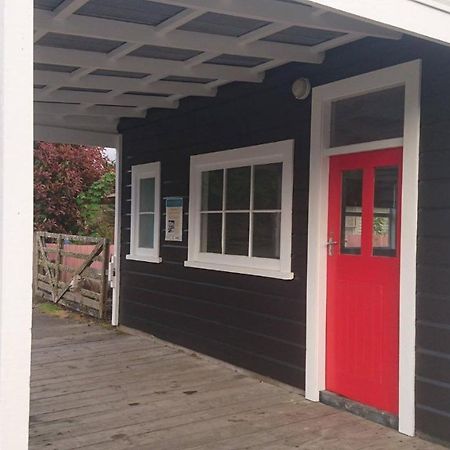 Whanga Butcher Shop Whangamomona Eksteriør billede